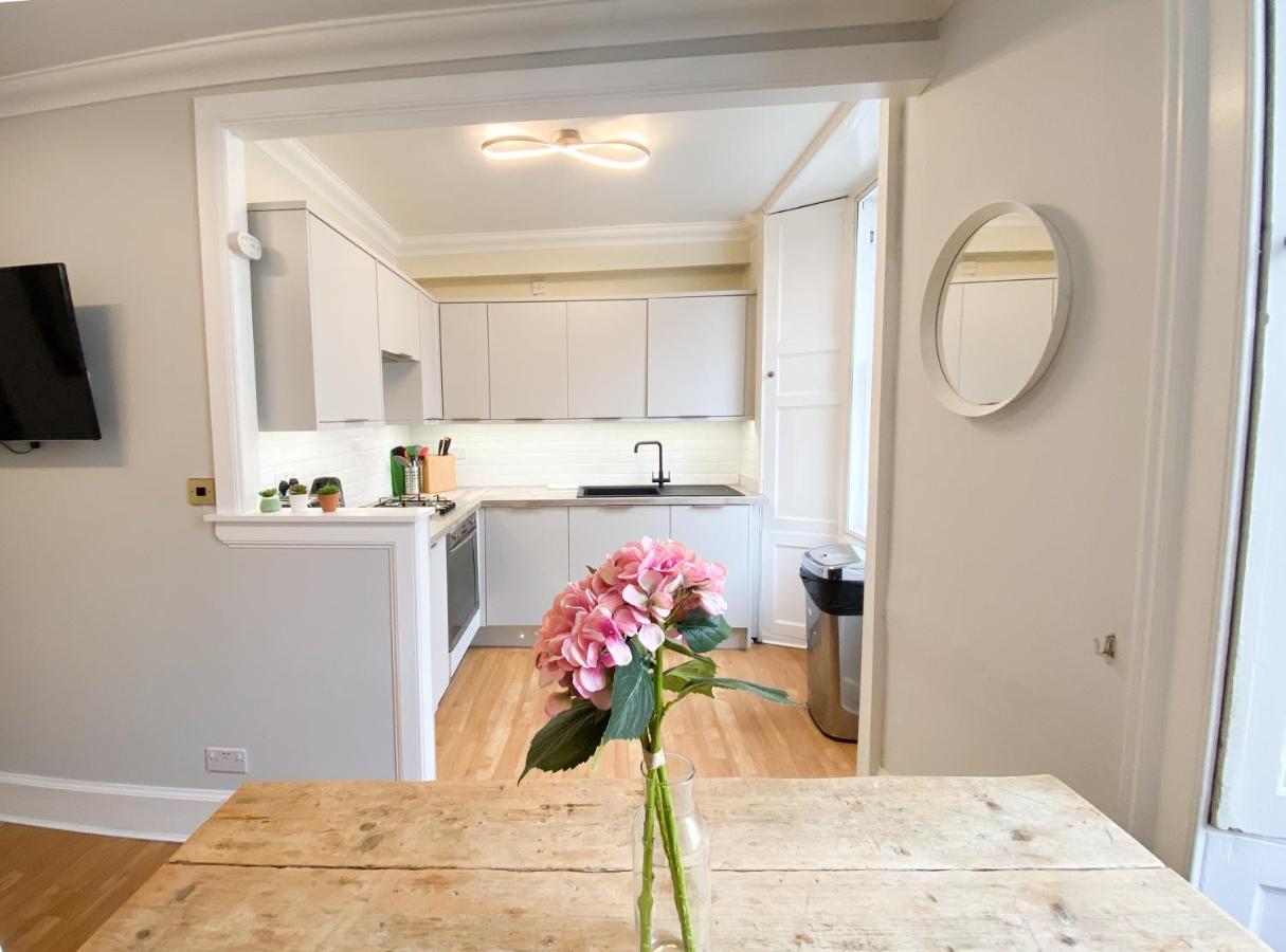 Rose Street'S Hidden Treasure- 2Bed Newly Refurbished Apt Edinburgh Luaran gambar